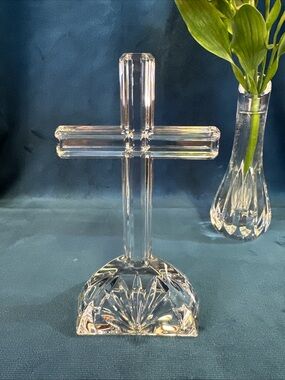 Marquis By Waterford Crystal Standing Cross Made in Germany 7x4”